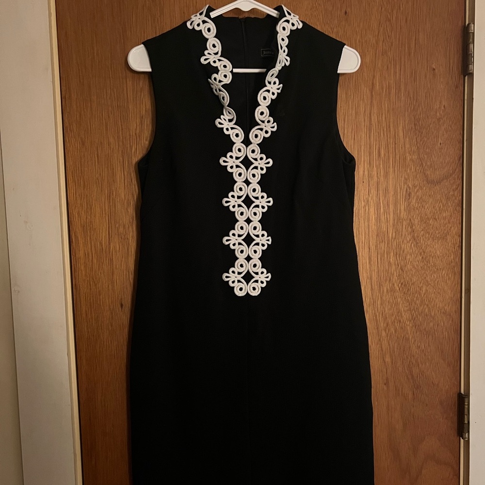Lilly Pulitzer style black and white dress